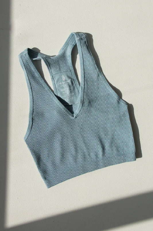 Free Throw Crop Tank | Eucalyptus silver tank top