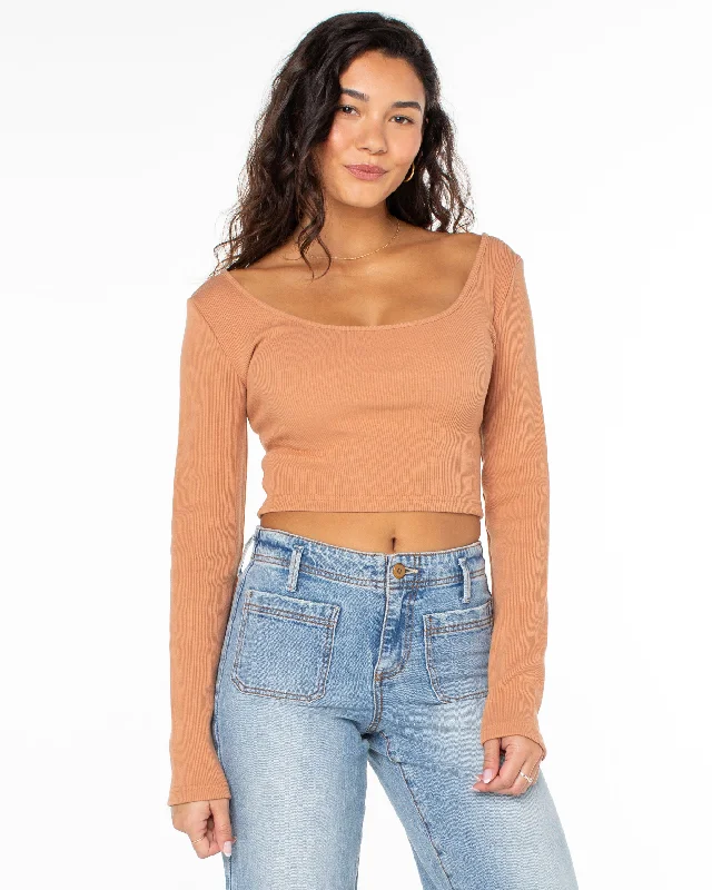 Good Keepsake Long Sleeve Crop Top - Russet Houndstooth Herringbone Solid